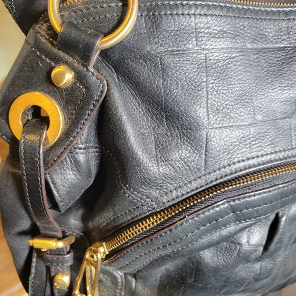B MAKOWSKY BLACK PEBBLED LEATHER SATCHEL WITH GOLD CHUNKY HARDWARE - Picture 6 of 10